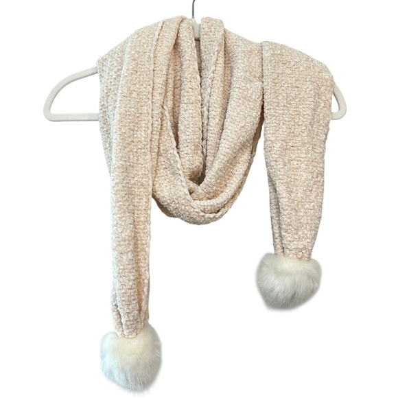 Divided Accessories - H&M Divided Soft Cream Textured Knit Scarf With Faux Fur Pom Poms NWT